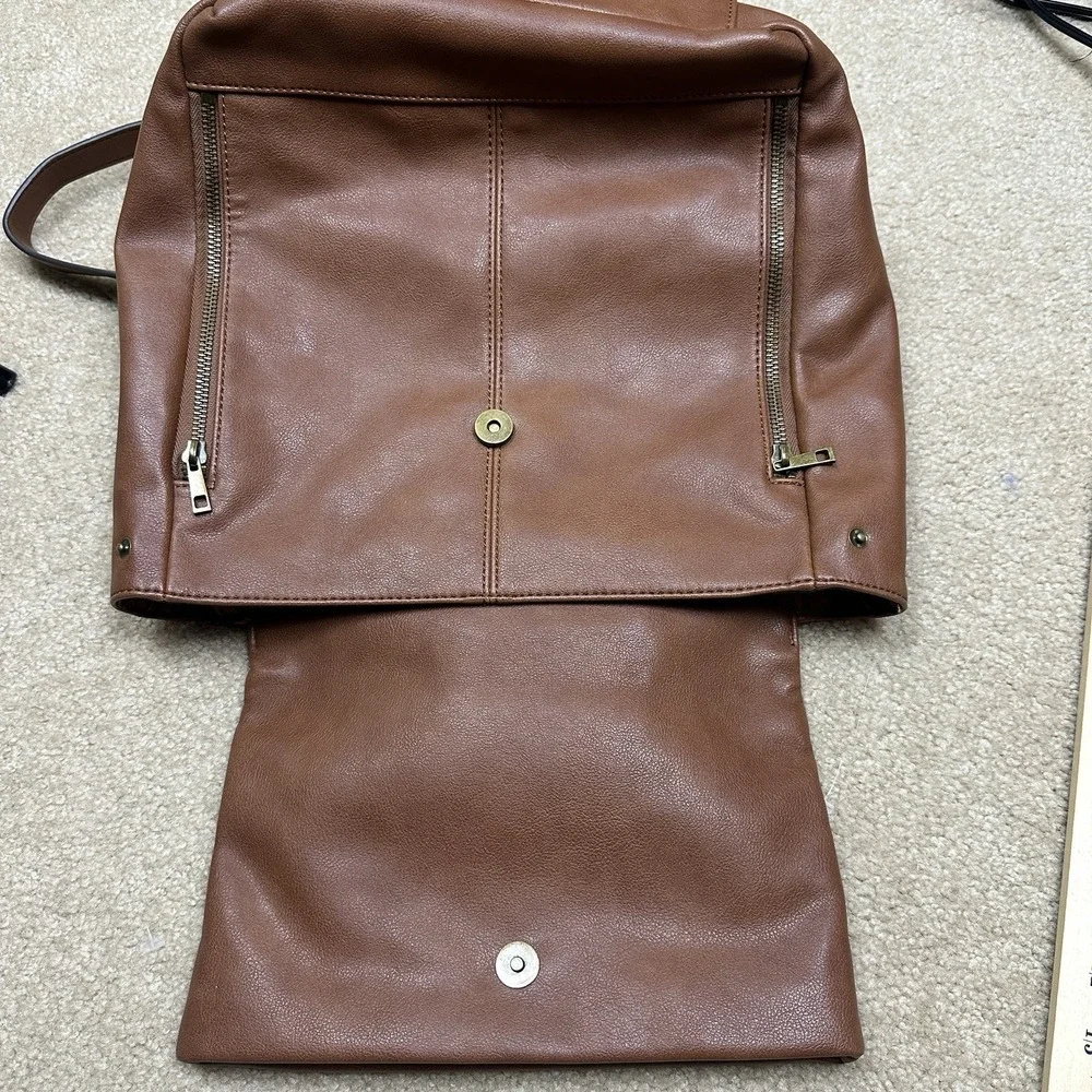 Frye and Co Backpack 12x13 Inch Vegan Faux Brown Leather Boho Hippie‎ Travel Zip